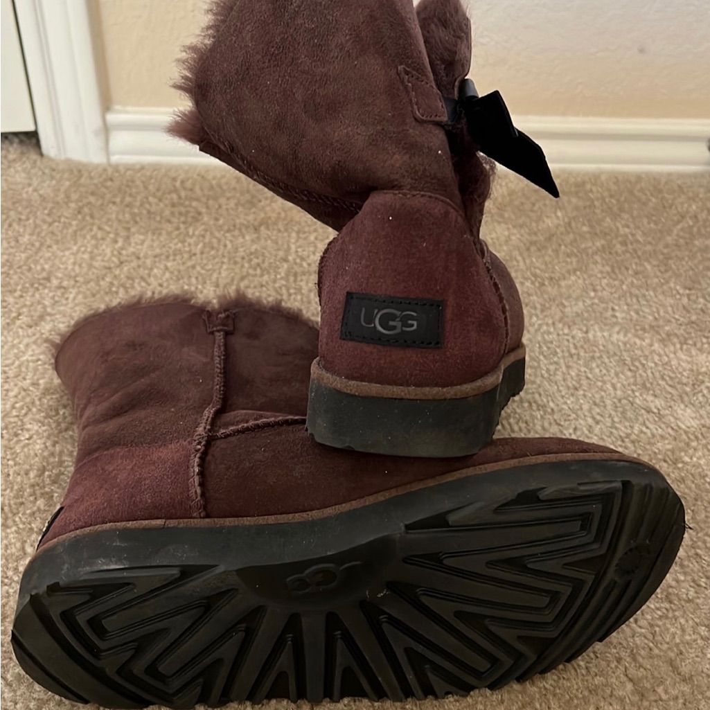 Ugg